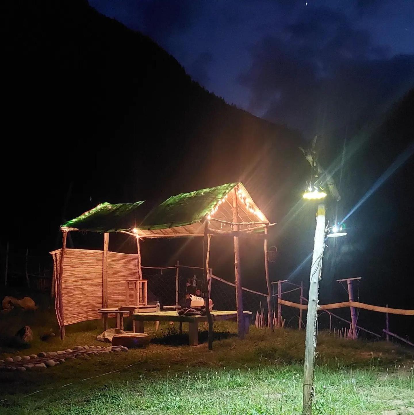 Khana Badosh Resort Kalam Exterior foto